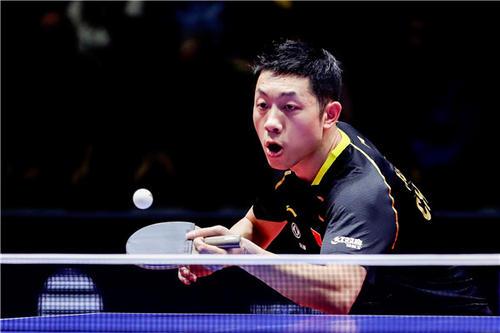 让我们拭目 让我们拭目