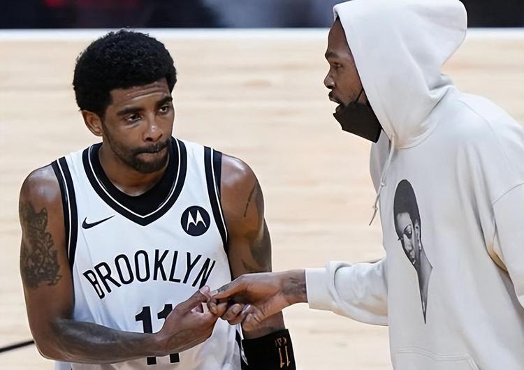 稳固更衣室 稳固更衣室