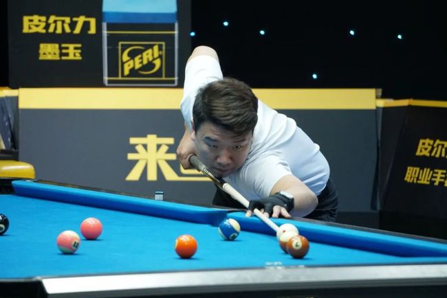 兢兢业业 兢兢业业