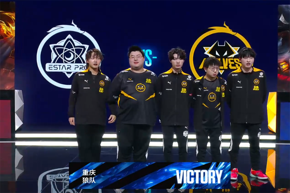 球迷们也将 球迷们也将