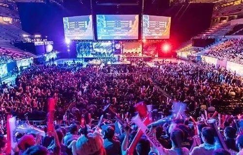 山的主教练 山的主教练